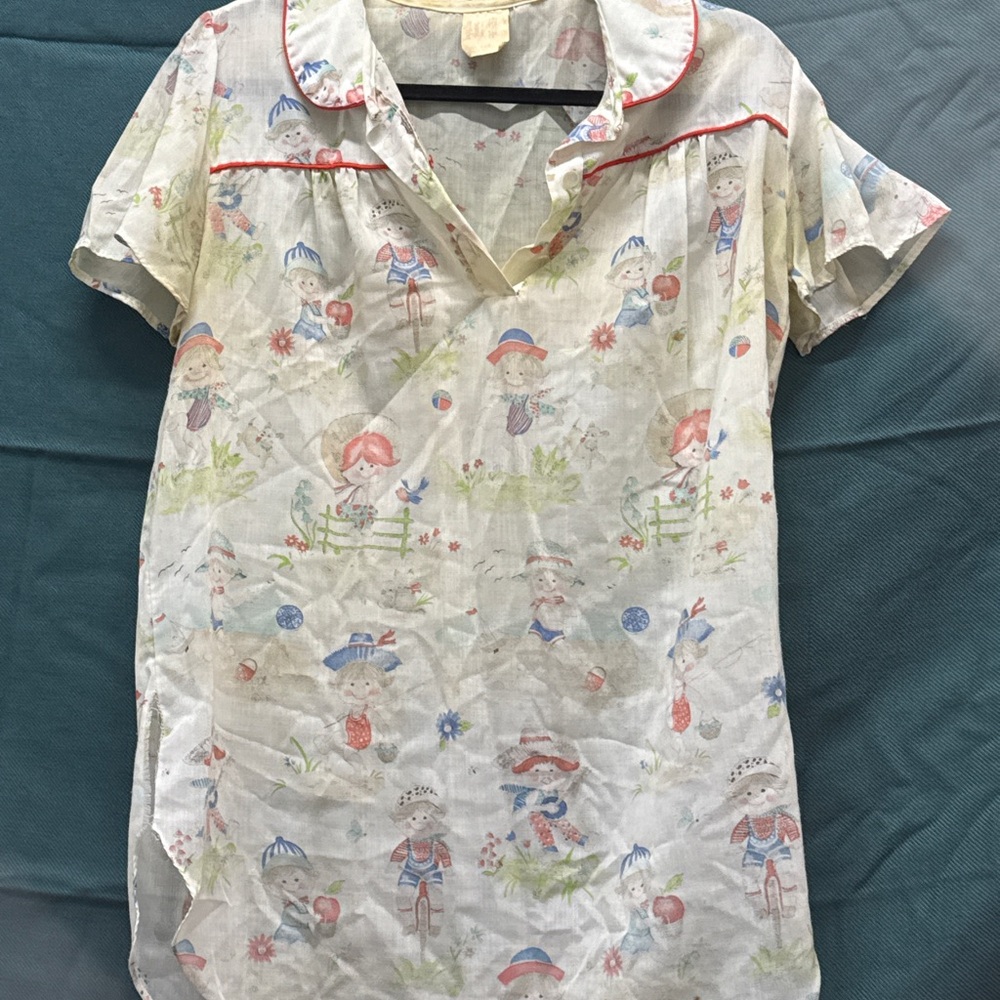 Whimsical Print Short Sleeve Blouse